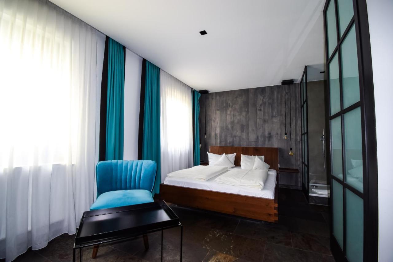 Hotel Roter Loewe Ulm Exteriör bild